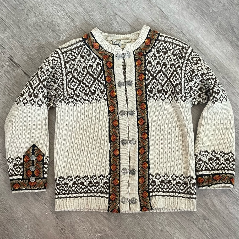 Siril Sweater Shop Norwegian Alpine 100% Wool Cardigan in Cream